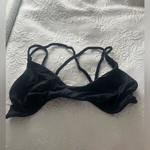 Frankie’s bikinis top